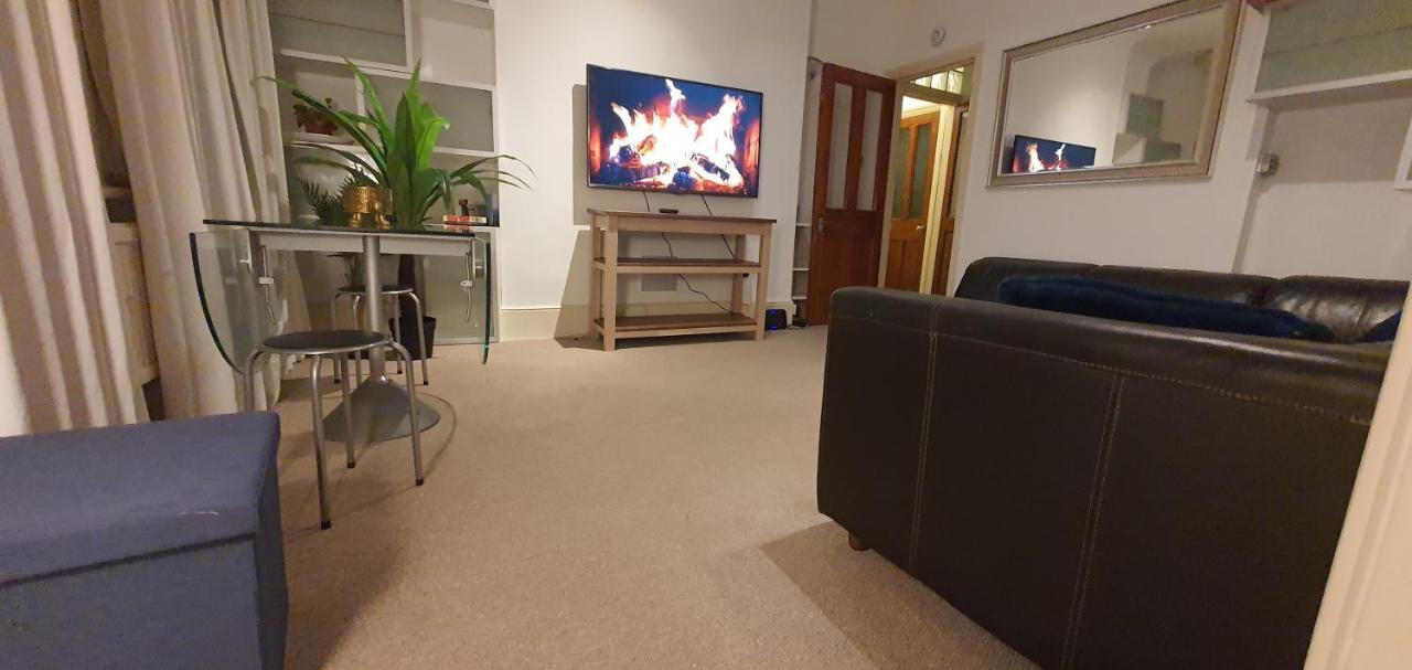 Walk To London Bridge En Suite Apartment With Kitchen Extérieur photo